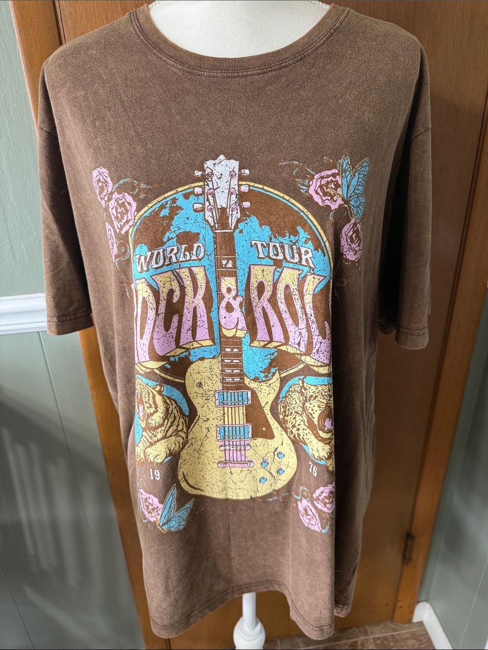 NWOT Zutter  Vintage Style Rock & Roll Guitar Graphic Tee - Brown